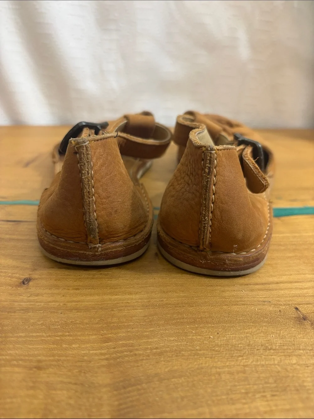 Frye Vintage cognac Fisherman Gwen Sandals. Rare!